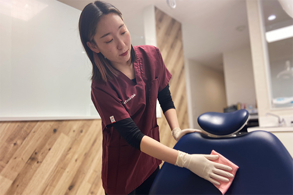 患者様毎にユニットの清拭